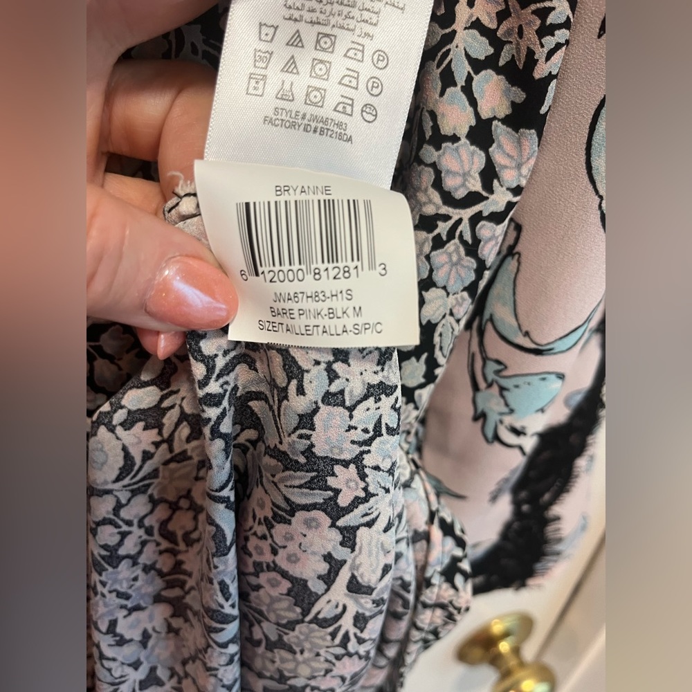 BCBGMaxAzria  Bryanne tunic purple floral  dress in Lilac/Black, size S - Picture 11 of 14